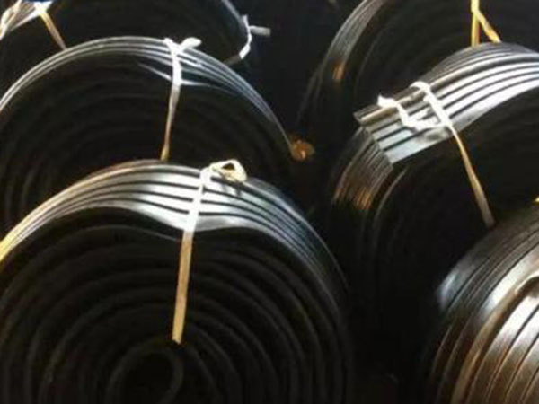 国标型橡胶止水带